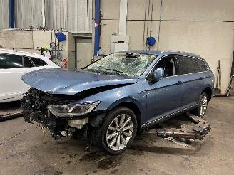 Sloopauto Volkswagen Passat Passat Variant (3G5) Combi 1.4 GTE 16V (CUKC) [160kW]  (06-2015/03-202=
4) 2015/12