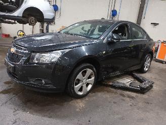 Sloopauto Daewoo Cruze Cruze (300) Sedan 1.8 16V VVT (F18D4(Euro 5)) [104kW]  (05-2009/12-201=
5) 2009/8