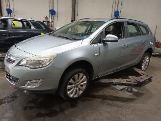 Sloopauto Opel Astra Astra J Sports Tourer (PD8/PE8/PF8) Combi 1.4 Turbo 16V (A14NET(Euro 5=
)) [88kW]  (10-2010/04-2016) 2011/8