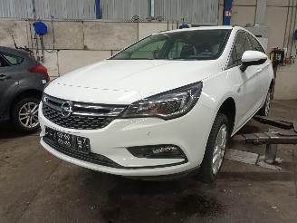 Sloopauto Opel Astra Astra K Sports Tourer Combi 1.6 CDTI 110 16V (B16DTE) [81kW]  (04-2016=
/08-2019) 2017/3