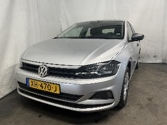Schadeauto Volkswagen Polo Polo VI (AW1) Hatchback 5-drs 1.0 MPi 12V (DFNB) [48kW]  (06-2017/02-2=
020) 2019/1
