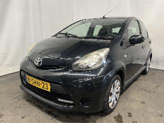 Auto incidentate Toyota Aygo Aygo (B10) Hatchback 1.0 12V VVT-i (1KR-FE) [50kW]  (07-2005/05-2014) 2013/10