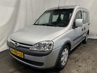 Schadeauto Opel Combo Combo Tour (Corsa C) MPV 1.6 (Z16SE) [64kW]  (10-2001/09-2006) 2003/7