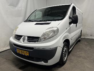 Schadeauto Renault Trafic Trafic New (FL) Van 2.0 dCi 16V 115 (M9R-692(M9R-F6)) [84kW]  (08-2006=
/06-2014) 2013/5