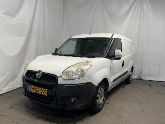 Schadeauto Fiat Doblo Doblo Cargo (263) Van 1.3 D Multijet (263.A.2000) [66kW]  (02-2010/12-=
2023) 2011/11