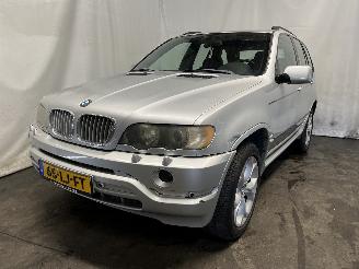 krockskadad bil auto BMW X5 X5 (E53) SUV 4.4 V8 32V (M62-B44(448S2)) [210kW]  (01-2000/09-2003) 2003/1
