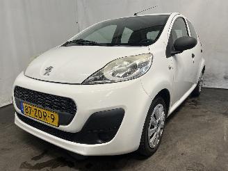 krockskadad bil auto Peugeot 107 107 Hatchback 1.0 12V (384F(1KR)) [50kW]  (06-2005/05-2014) 2012/10