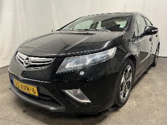 Vaurioauto  passenger cars Opel Ampera Ampera Hatchback 1.4 16V (A14XFL(Euro 5)) [63kW]  (11-2011/03-2015) 2012/8