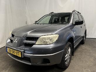 Purkuautot passenger cars Mitsubishi Outlander Outlander (CU) SUV 2.0 16V 4x2 (4G63(DOHC 16V)) [100kW]  (05-2003/10-2=
006) 2006/2