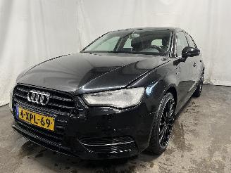 Unfallwagen Audi A3 A3 Sportback (8VA/8VF) Hatchback 5-drs 1.4 16V g-tron (CPWA(Euro 6)) [=
81kW]  (11-2013/10-2020) 2014/10