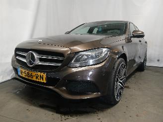 Schadeauto Mercedes C-klasse C (W205) Sedan C-180 1.6 CDI BlueTEC, C-180 d 16V (OM626.951(R9M)) [85=
kW]  (05-2014/05-2018) 2015/1