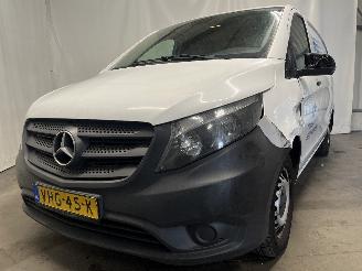 uszkodzony samochody osobowe Mercedes Vito Vito (447.6) Van 2.2 114 CDI 16V (OM651.950) [100kW]  (10-2014/...) 2016/7