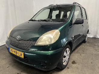 skadebil auto Toyota Yaris Yaris Verso (P2) MPV 1.3 16V (2NZFE) [63kW]  (08-1999/10-2002) 2001/6