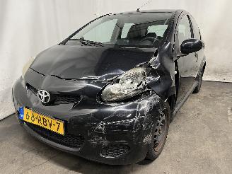 Schadeauto Toyota Aygo Aygo (B10) Hatchback 1.0 12V VVT-i (1KR-FE) [50kW]  (07-2005/05-2014) 2011/4