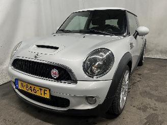 Schadeauto Mini Mini Mini (R56) Hatchback 1.6 16V Cooper S (N14-B16A) [128kW]  (10-2006/02-=
2010) 2009/11