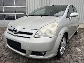 Schadeauto Toyota Corolla Corolla Verso (R10/11) MPV 2.2 D-4D 16V Cat Clean Power (2AD-FHV(Euro =
4)) [130kW]  (10-2005/03-2009) 2006/4