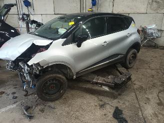 Uttjänta bilar auto Renault Captur Captur I (2R) SUV 0.9 Energy TCE 12V (H4B-B4) [66kW]  (03-2015/...) 2012/1