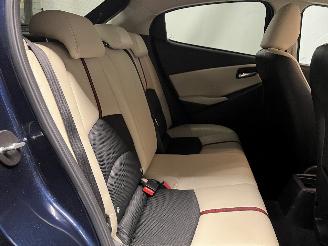 Mazda 2 2 (DJ/DL) Hatchback 1.5 SkyActiv-G 90 (P5Y8) [66kW]  (08-2014/11-2017)= picture 16