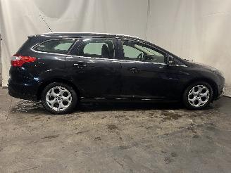 Ford Focus Focus 3 Wagon Combi 1.6 TDCi ECOnetic (NGDB) [77kW]  (05-2012/05-2018)= picture 7