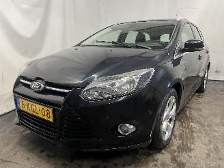 skadebil auto Ford Focus Focus 3 Wagon Combi 1.6 TDCi ECOnetic (NGDB) [77kW]  (05-2012/05-2018)= 2013/4