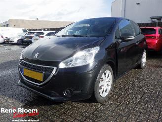 Unfallwagen Peugeot 208 1.0 VTI Access 2014/7