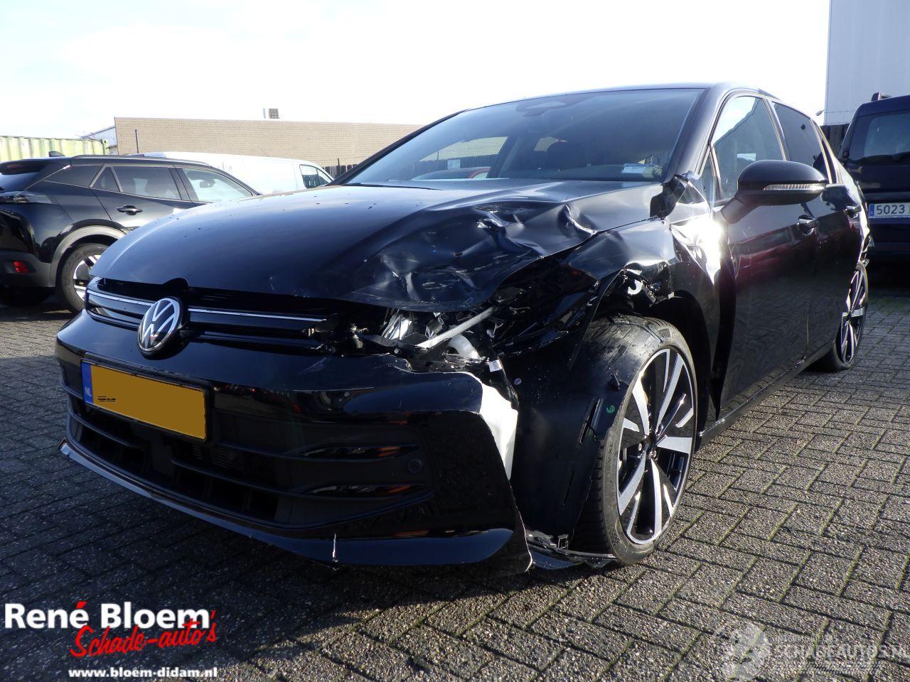 Volkswagen Golf 1.5 TSI Life Edition