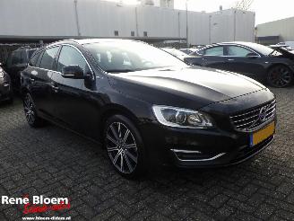 Volvo V-60 2.4 D6 Twin Engtine R-Design Aut picture 5