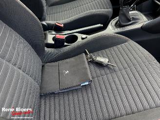 Peugeot 208 1.2 PureTech Active Pack picture 12