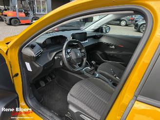 Peugeot 208 1.2 PureTech Active Pack picture 15