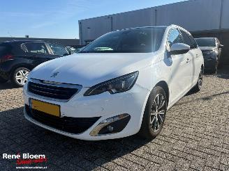 damaged passenger cars Peugeot 308 1.2 Puretech Premium Aut 131pk 2016/7