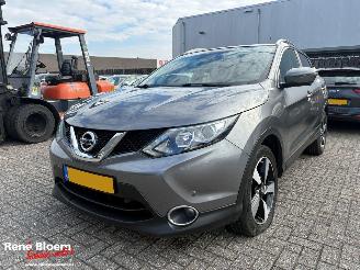 Damaged car Nissan Qashqai 1.2 Acenta 116pk 2016/10