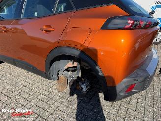 Peugeot 2008 1.2 Pure Terch Active Pack picture 3