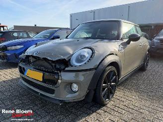 Schadeauto Mini Cooper 1.5 Chili 3-drs 2019/4