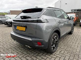 krockskadad bil auto Peugeot 2008 1.2 Hybrid 136 Allure Automaat 2024/5