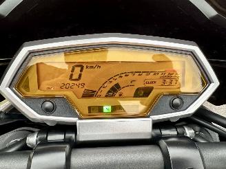 Kawasaki Z 1000 Tour ABS 139pk - 20dkm - unieke kleurcombinatie - goede banden - led - volledig rijdbaar kapschade picture 36