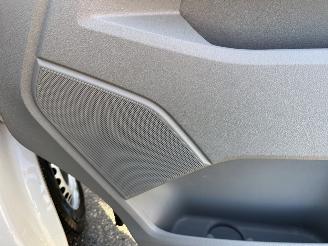 Volkswagen Transporter 2.0 TDI 102pk euro.6 L1/H1 Comfortline - nap - navi - pdc - airco - cruise control - licht + regensensor picture 62