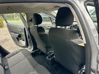 Citroën C3 1.2 PureTech 83pk C-Series - navi - line assist - clima - cruise - apple carpl - 66dkm nap - licht + regensensor picture 70