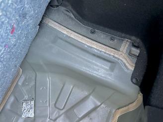 Peugeot 108 1.0 e-VTi 72pk Active 5drs - 96dkm nap - airco - led - elektr pakket - aux - usb - privacy glass - bwjr 2021 picture 52