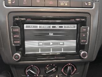 Volkswagen Polo 1.2 TSI 105pk 6-bak Highline 5drs - pano - airco - cruise - pdc - lmv - 4x elektr ramen - alcantara picture 37