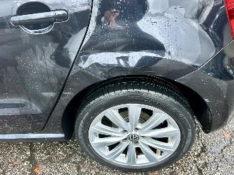 Volkswagen Polo 1.2 TSI 105pk 6-bak Highline 5drs - pano - airco - cruise - pdc - lmv - 4x elektr ramen - alcantara picture 10