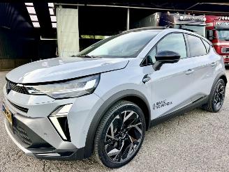 Renault Captur 1.6 E-Tech full hybrid 145 esprit Alpine - nap - pano - harman - 360cam - stuurverw - front + line + side assist picture 2