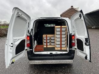 Citroën Berlingo 1.5 BlueHDI 99pk 6-bak euro6 Club - nap - airco - cruise - pdc - carplay - schuif + klapdeuren picture 40