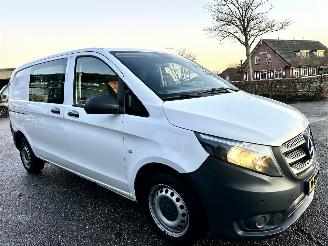 Mercedes Vito 114 CDI 136pk 7-traps aut + f1 euro.6 - nap - 1e eig - airco - cruise - pdc v+a - trekh - klapdeuren + wissers picture 4