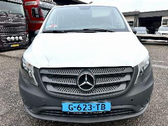 Mercedes Vito Tourer 110 CDI 102pk extra lang 9 Pers - nap - 1e eig - airco - cruise - getint glas - privacy glass - side bars picture 3