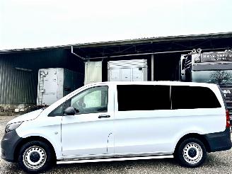 krockskadad bil bedrijf Mercedes Vito Tourer 110 CDI 102pk extra lang 9 Pers - nap - 1e eig - 2019/12