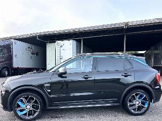  Lynk & Co 01 1.5 Plug-In Hybrid 220pk 7-traps aut - pano - nap - 360cam - 2x laadkabels - keyless - front + line + side assist 2023/1