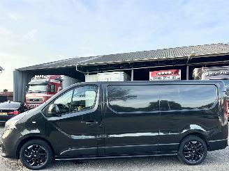krockskadad bil bedrijf Renault Trafic 1.6 dCi 145pk euro.6 T29 L2/H1 L.E. 3Pers - nap - navi - camera - lmv - pdc - alarm - trekh - clima/cruise 2019/4