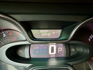 Renault Captur 1.2 TCe 120pk aut Intens - 56dkm nap - 1e eig - keyless - navi - camera - park assist - clima + cruise picture 45