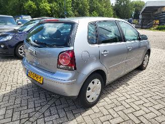 Volkswagen Polo Polo 1.2 Trendline 5 drs NIEUWE APK door inruil verkregen picture 6