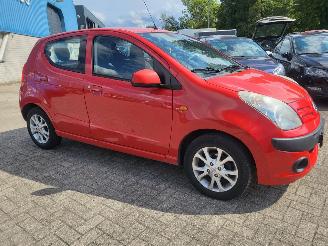Nissan Pixo Nissan Pixo 1.0 Look cool 5 DRS ZONDER SCHADE picture 2